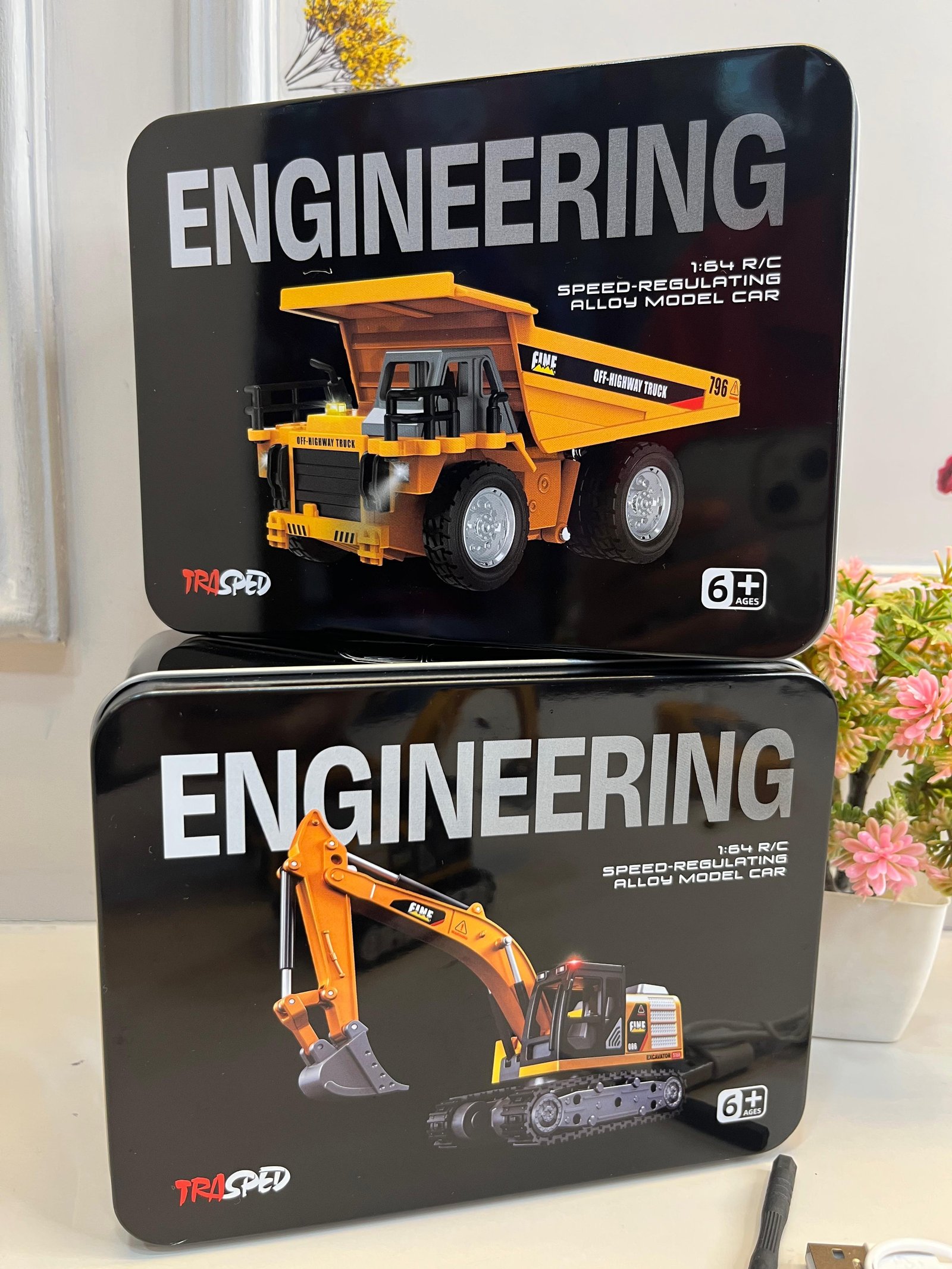 🚜 Mini Engineering RC Vehicles